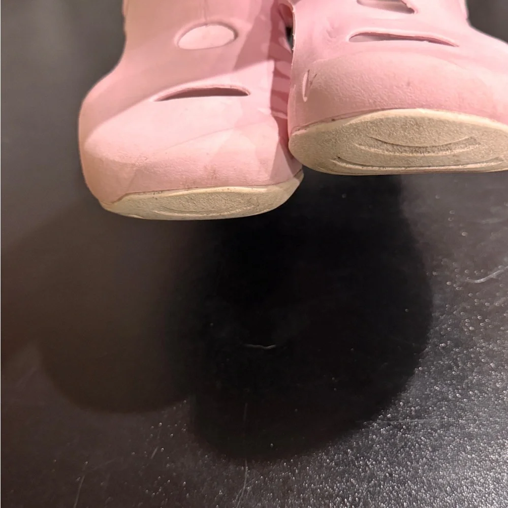Nike Kids Pink and Black Shoes size 1Y